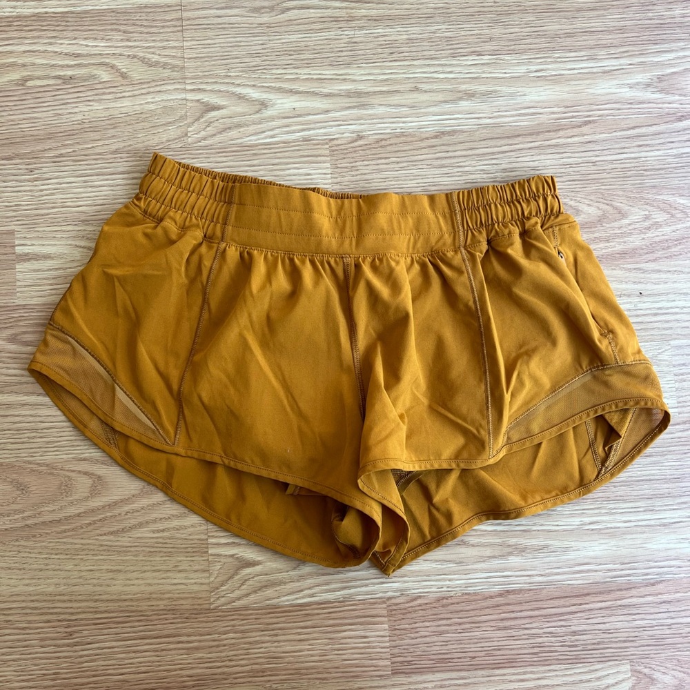 Lululemon Athletica Mustard Yellow Athletic Shorts Lightweight Elastic Waist